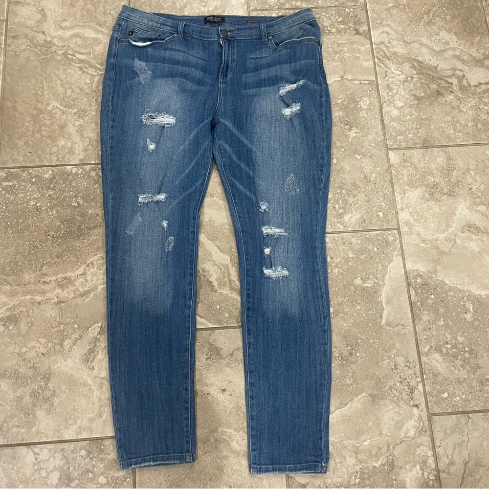 Judy Blue‎ Style #JB8221MD Distressed Skinny Fit Jeans sz 3XL